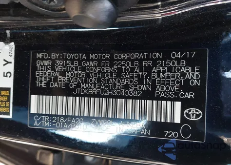 2017 Toyota Prius Two z USA, uszkodzony, nr VIN JTDKBRFU2H3040382